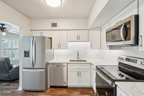 Condo in Clearwater, Florida, 2 bedrooms  № 1855525 - photo 5