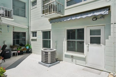 Condo in Clearwater, Florida, 2 bedrooms  № 1855525 - photo 30