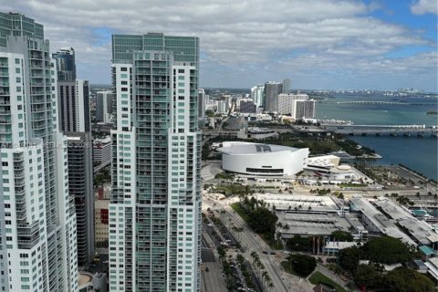 Condo in Miami, Florida, 2 bedrooms № 2263175 - photo 8
