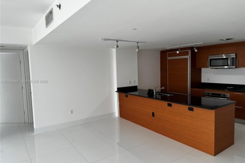 Condo in Miami, Florida, 2 bedrooms № 2263175 - photo 21