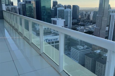 Condo in Miami, Florida, 2 bedrooms № 2263175 - photo 6