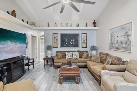 Condominio en venta en Weeki Wachee, Florida, 2 dormitorios, 120.12 m2 № 1772200 - foto 7