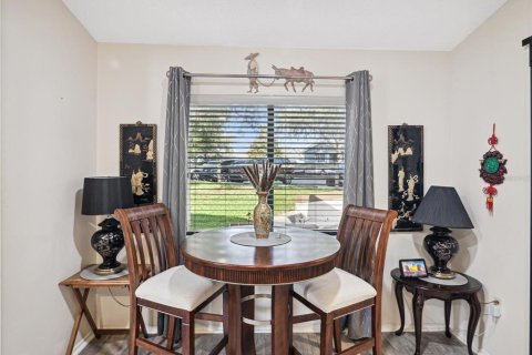 Condominio en venta en Weeki Wachee, Florida, 2 dormitorios, 120.12 m2 № 1772200 - foto 5