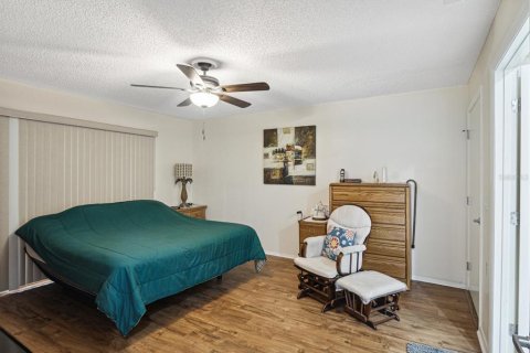 Condominio en venta en Weeki Wachee, Florida, 2 dormitorios, 120.12 m2 № 1772200 - foto 13