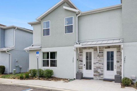 Adosado en venta en Kissimmee, Florida, 5 dormitorios, 201.23 m2 № 2197625 - foto 4