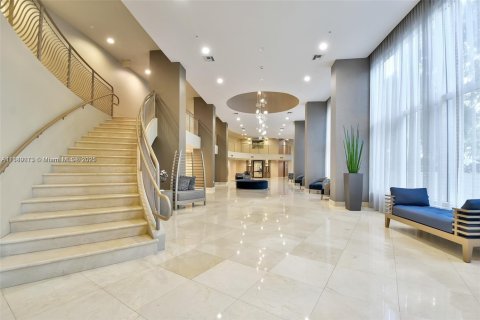 Apartamento en alquiler en Aventura, Florida, 2 dormitorios, 154.22 m2 № 1929163 - foto 3