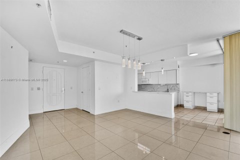 Apartamento en alquiler en Aventura, Florida, 2 dormitorios, 154.22 m2 № 1929163 - foto 22