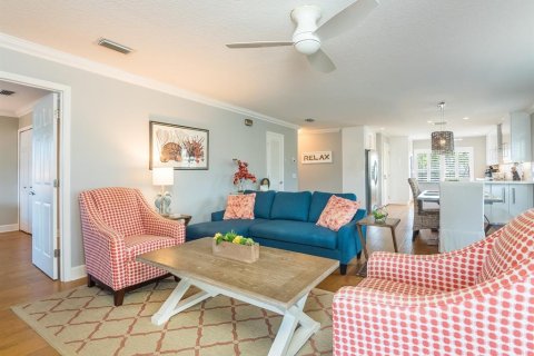 House in Bradenton Beach, Florida 4 bedrooms, 263.1 sq.m. № 1574911 - photo 19