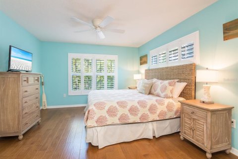 House in Bradenton Beach, Florida 4 bedrooms, 263.1 sq.m. № 1574911 - photo 22