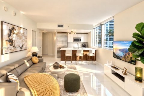 Condo à Miami, Floride, 1 chambre  № 2372657