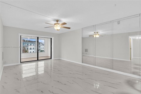 Condominio en Boca Raton, Florida, 2 dormitorios  № 2088547