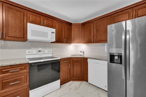 Condominio en alquiler en Boca Raton, Florida, 2 dormitorios, 83.61 m2 № 2088547 - foto 8