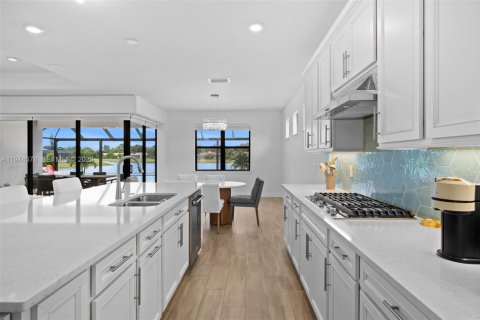 Villa ou maison à vendre à Oakland Park, Floride: 3 chambres, 238.57 m2 № 2053128 - photo 12