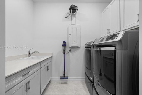 Villa ou maison à vendre à Oakland Park, Floride: 3 chambres, 238.57 m2 № 2053128 - photo 27