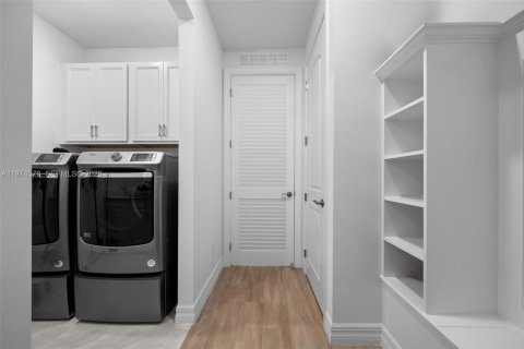 Villa ou maison à vendre à Oakland Park, Floride: 3 chambres, 238.57 m2 № 2053128 - photo 28