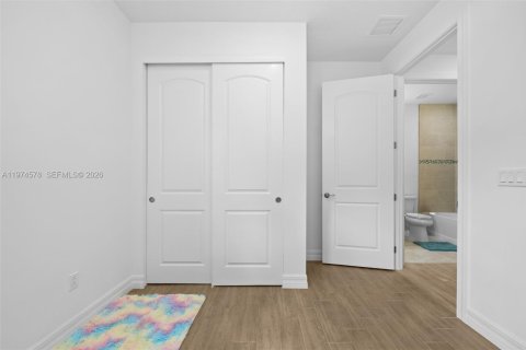 Villa ou maison à vendre à Oakland Park, Floride: 3 chambres, 238.57 m2 № 2053128 - photo 23