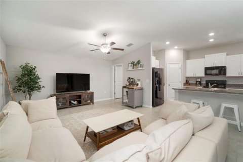 House in Tampa, Florida 3 bedrooms, 143.07 sq.m. № 1844459 - photo 18