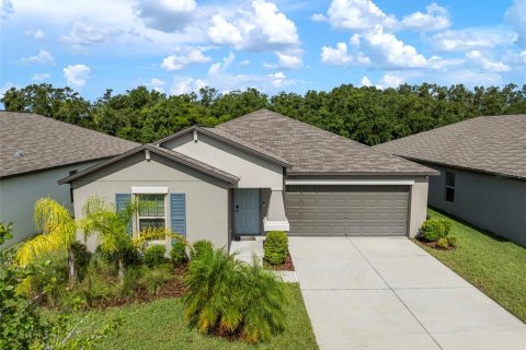 House in Tampa, Florida 3 bedrooms, 143.07 sq.m. № 1844459 - photo 3