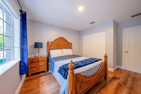 Casa en venta en Homestead, Florida, 4 dormitorios, 157.19 m2 № 1939580 - foto 12