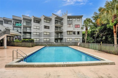 Condominio en alquiler en West Palm Beach, Florida, 1 dormitorio, 66.89 m2 № 2030360 - foto 7