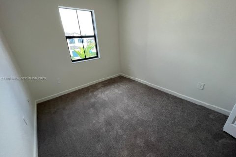 Купить таунхаус в Хомстед, Флорида 3 спальни, 157.66м2, № 2062784 - фото 16