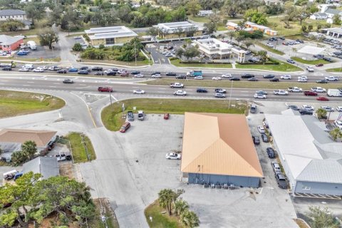 Propiedad comercial en alquiler en Punta Gorda, Florida, 557.41 m2 № 1733699 - foto 12
