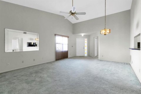 Casa en venta en New Port Richey, Florida, 2 dormitorios, 140.75 m2 № 1904023 - foto 5