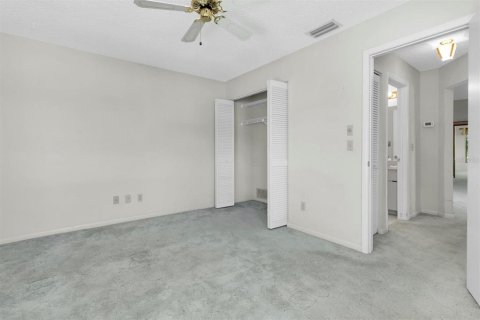 Casa en venta en New Port Richey, Florida, 2 dormitorios, 140.75 m2 № 1904023 - foto 12