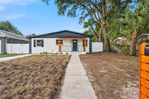 Villa ou maison à vendre à Tampa, Floride: 3 chambres, 160.54 m2 № 2147977 - photo 4