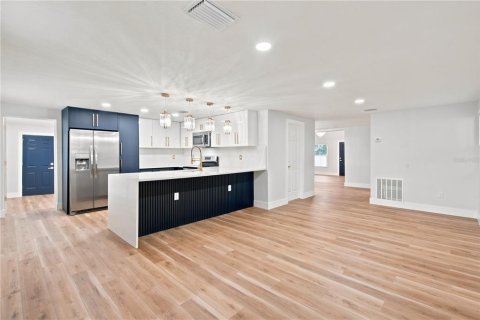 Villa ou maison à vendre à Tampa, Floride: 3 chambres, 160.54 m2 № 2147977 - photo 7