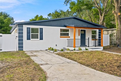 Villa ou maison à vendre à Tampa, Floride: 3 chambres, 160.54 m2 № 2147977 - photo 2