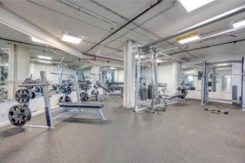 Купить кондоминиум в Майами, Флорида 2 спальни, 91.97м2, № 2079222 - фото 4