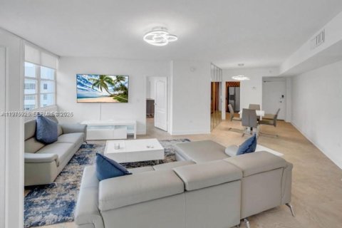 Купить кондоминиум в Майами, Флорида 2 спальни, 91.97м2, № 2079222 - фото 21