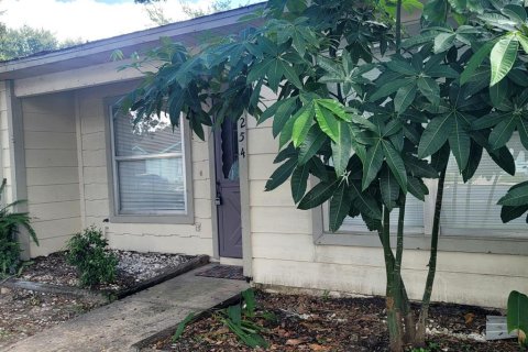 Villa ou maison à louer à Kissimmee, Floride: 2 chambres, 80.27 m2 № 2353446 - photo 3