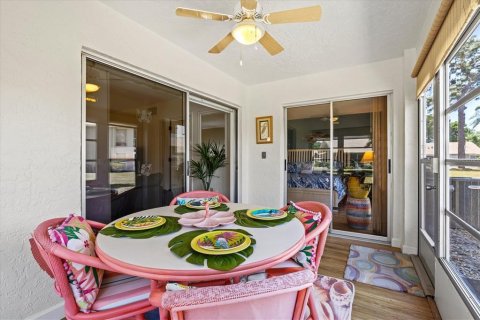 Condo in Venice, Florida, 2 bedrooms № 2094571 - photo 24