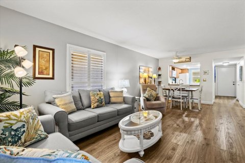 Condo in Venice, Florida, 2 bedrooms № 2094571 - photo 20