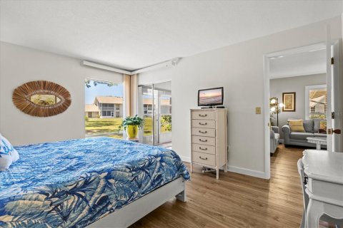 Condo in Venice, Florida, 2 bedrooms № 2094571 - photo 30