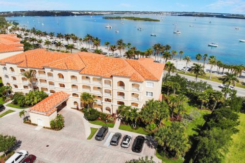 Condo à St. Lucie, Floride, 2 chambres  № 2407284