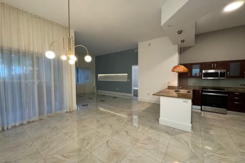 Condo in Aventura, Florida, 3 bedrooms  № 2060207 - photo 11