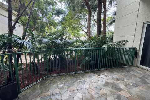 Condo in Aventura, Florida, 3 bedrooms  № 2060207 - photo 15