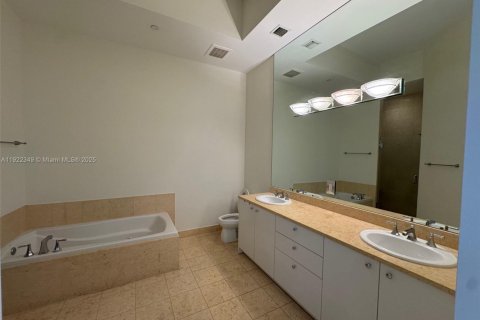 Condo in Aventura, Florida, 3 bedrooms  № 2060207 - photo 6