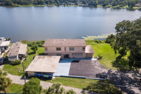 Commercial property in Orlando, Florida 4 bedrooms, 231.88 sq.m. № 2296614