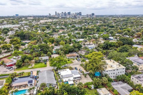 Commercial property in Fort Lauderdale, Florida 213.4 sq.m. № 2147123 - photo 6