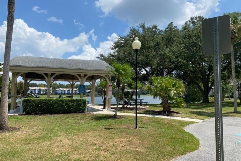 Condominio en alquiler en Orlando, Florida, 2 dormitorios, 77.02 m2 № 1829166 - foto 9