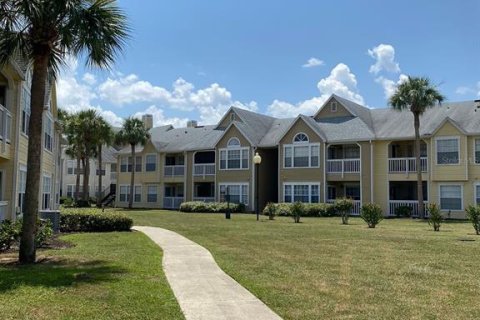 Condominio en alquiler en Orlando, Florida, 2 dormitorios, 77.02 m2 № 1829166 - foto 8
