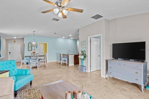 House in BELMONT in Ruskin, Florida 4 bedrooms, 171.03 sq.m. № 1520475 - photo 25
