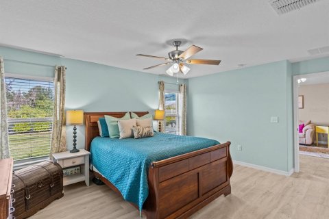 House in BELMONT in Ruskin, Florida 4 bedrooms, 171.03 sq.m. № 1520475 - photo 5