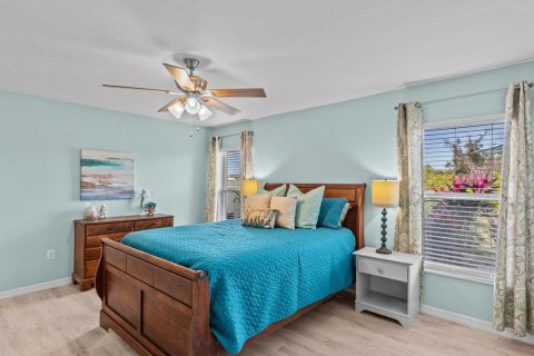 House in BELMONT in Ruskin, Florida 4 bedrooms, 171.03 sq.m. № 1520475 - photo 4