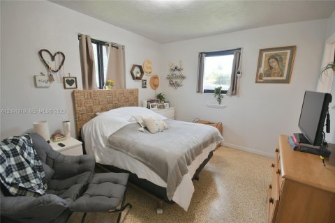 House in Miami, Florida 3 bedrooms, 138.98 sq.m. № 2087168 - photo 24