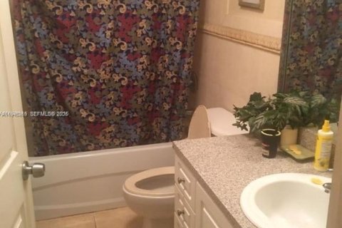 Propiedad comercial en venta en Miami, Florida, 231.51 m2 № 2002207 - foto 11